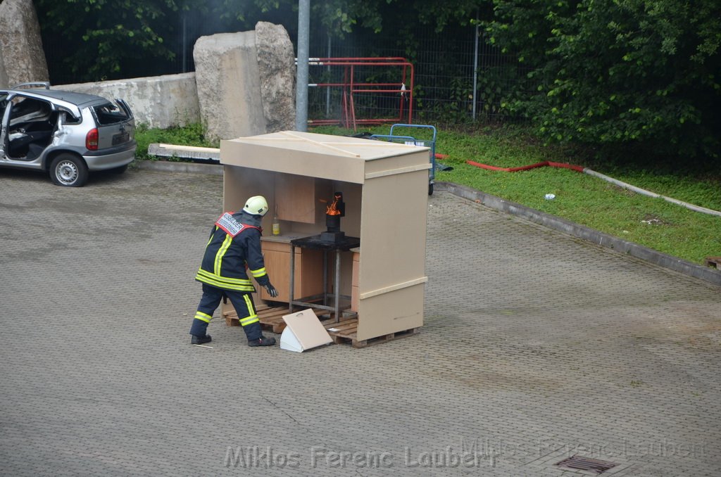 Tag der Offenen Tuer BF Koeln Weidenpesch Scheibenstr P537.JPG